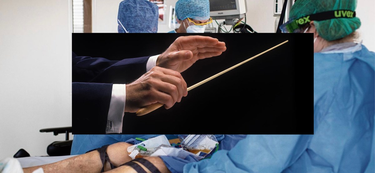 Applaus voor de intensivisten, dirigent van de&nbsp;IC